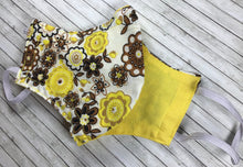 Load image into Gallery viewer, Brown and Yellow Floral